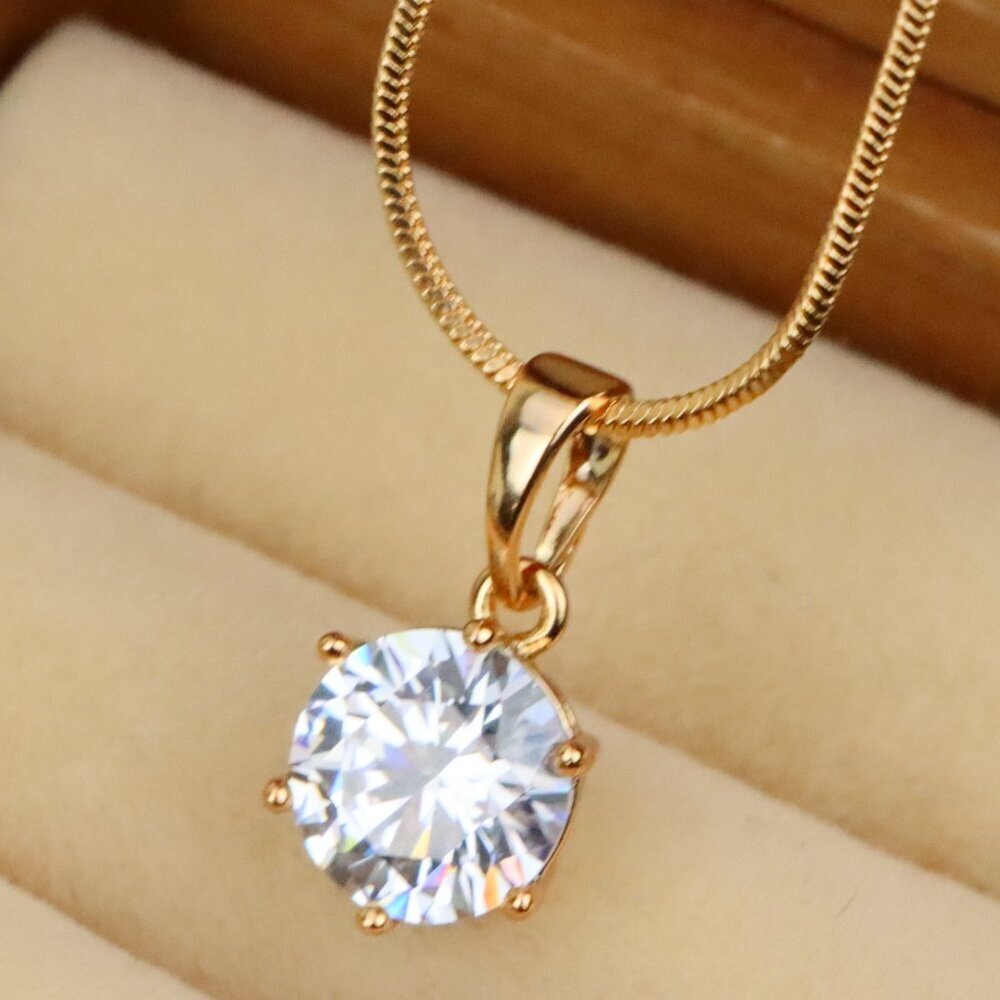 "Sparkling White Round Pendant in Gold Finish for Daily Elegant Wear, XPPT1678